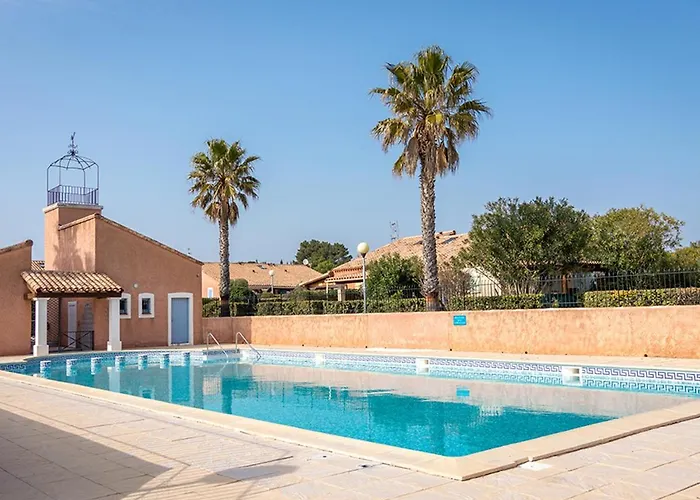 Maison Familiale A Avec Piscine Commune Et Climatisation - Fr-1-604-9 *