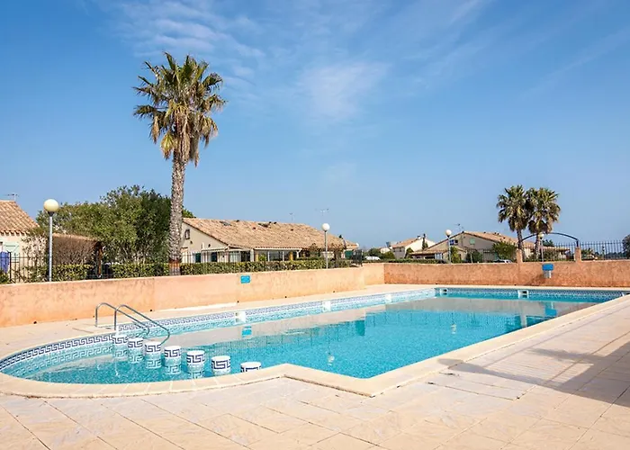 Daire Maison Familiale A Avec Piscine Commune Et Climatisation - Fr-1-604-9 *
